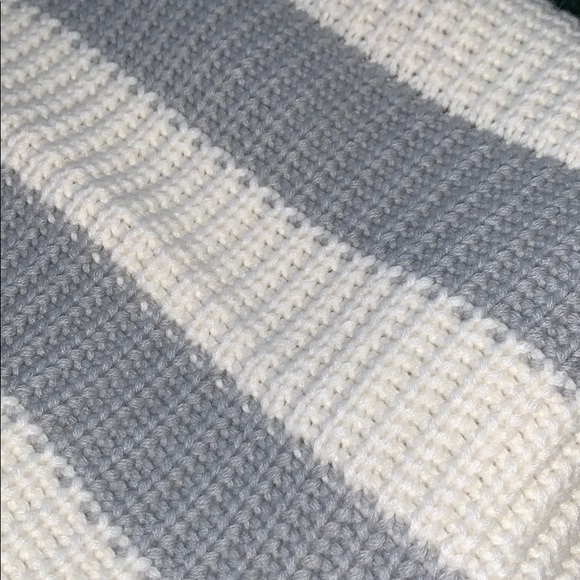 Winter neck wrap/scarf - Picture 3 of 3